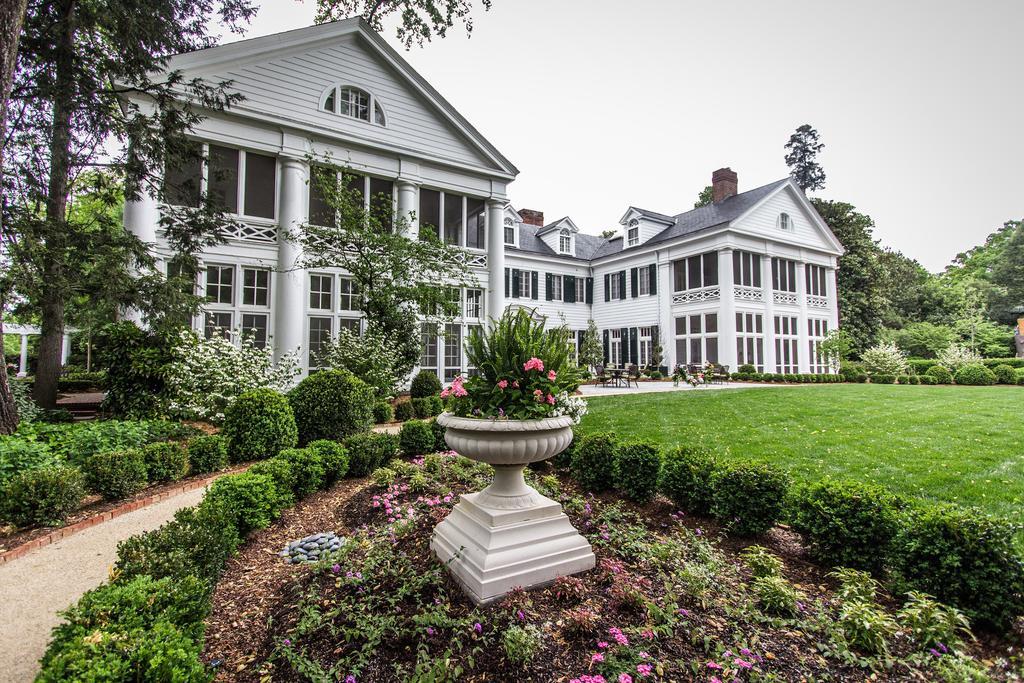 シャーロット The Duke Mansion Bed & Breakfast エクステリア 写真